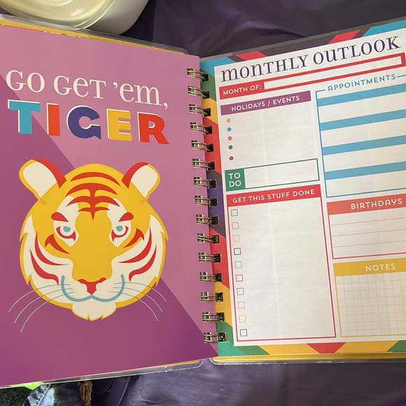 Weekly/Monthly Planner NWOT - Picture 3 of 6